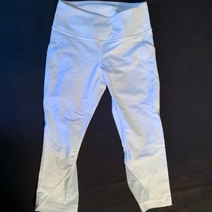 White lululemon crops size 6